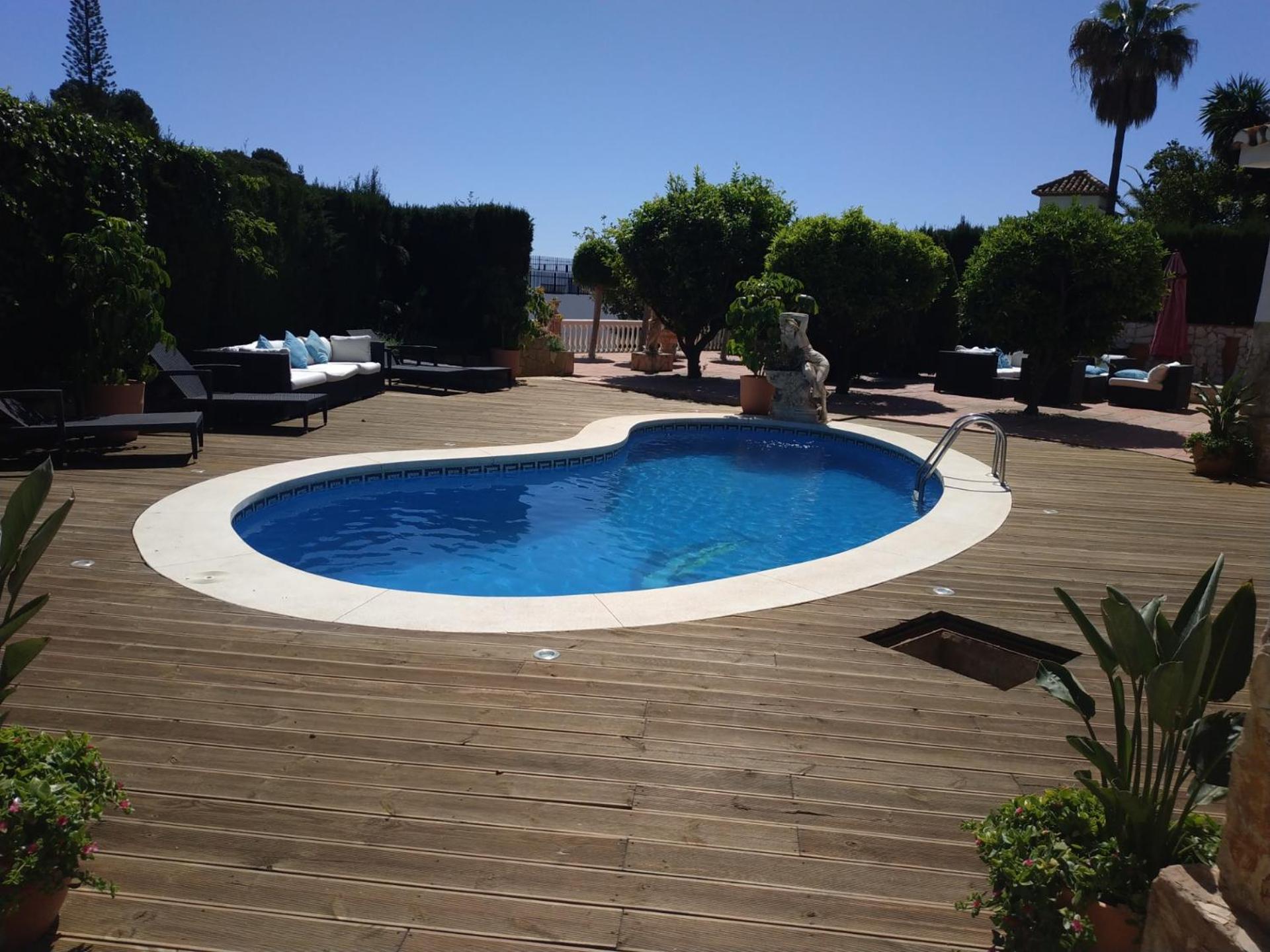 Summer Offers! Fabulous Luxury Villa Near The Beach Sleeps 8 بينالماذينا المظهر الخارجي الصورة